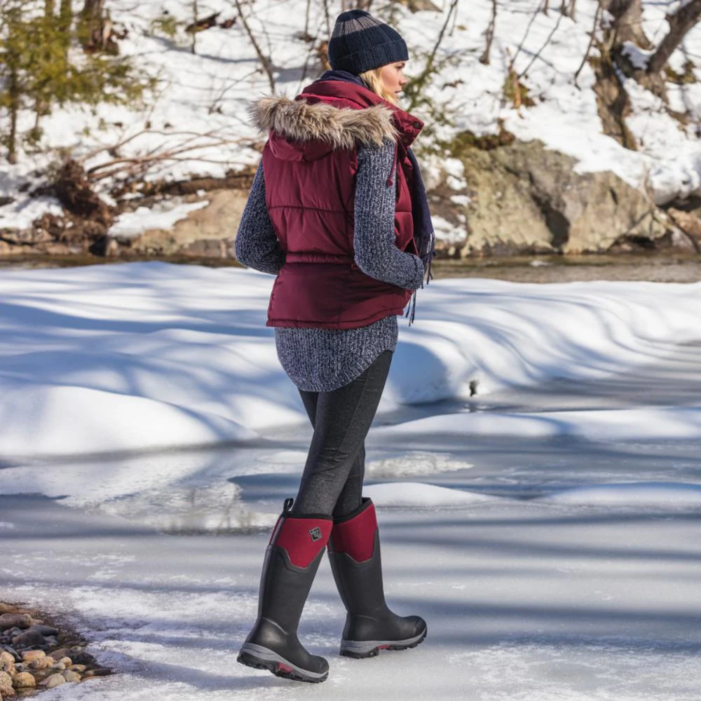 Muck Footwear Women ARCTIC ICE VIBRAM ARCTIC GRIP ALL TERRAIN TALL BLACK/WINDSORWINE - Image 2