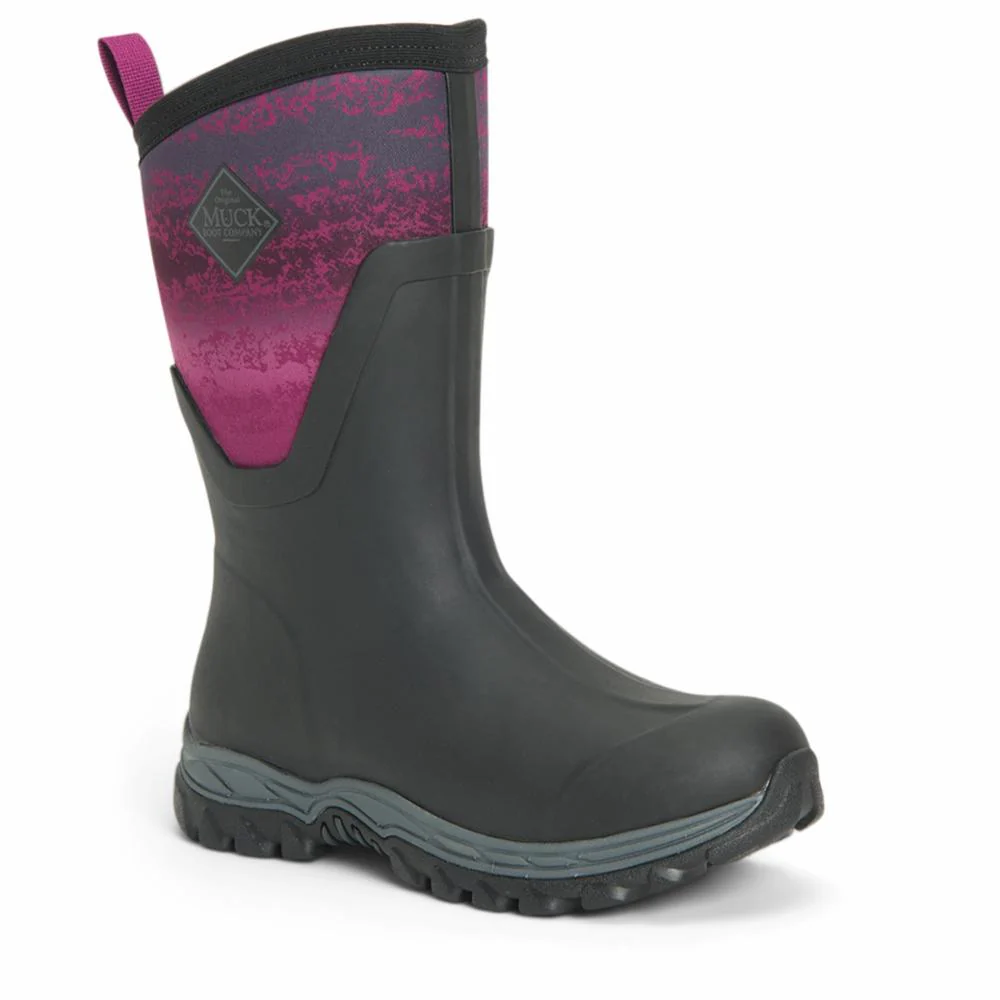 Muck Footwear Women ARCTIC SPORT II MID BLACK/MAGENTADIGIFADEPRINT - Image 3