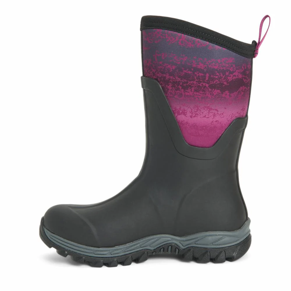 Muck Footwear Women ARCTIC SPORT II MID BLACK/MAGENTADIGIFADEPRINT - Image 4