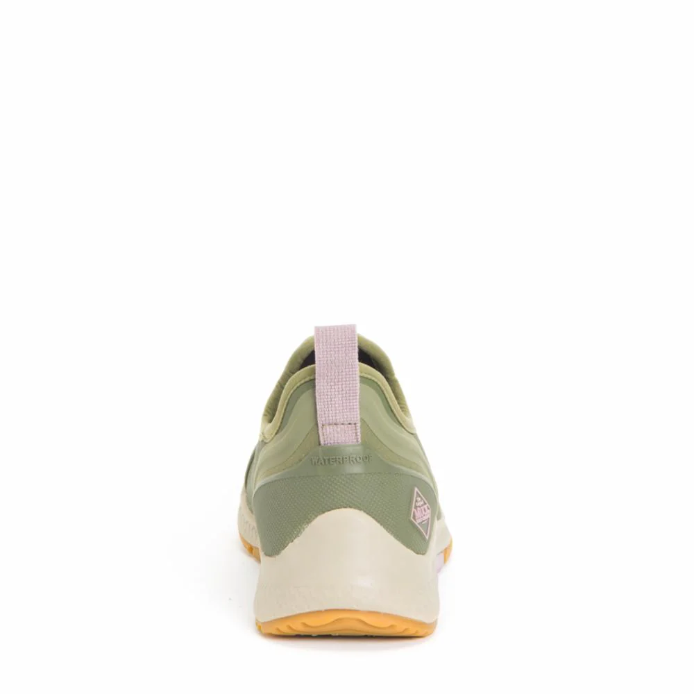 Muck Footwear Women OUTSCAPE LOW OLIVE - Image 8